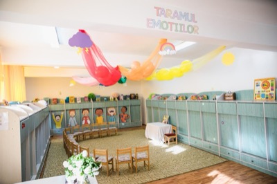 Sala Tărâmul Emoțiilor cu curcubeu